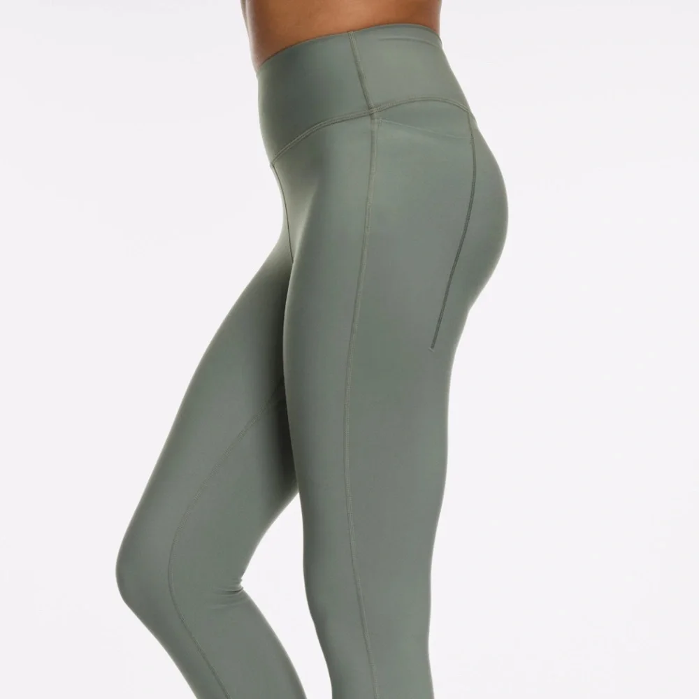 Peloton Cadent High Rise Pocket Legging - Picture 4 of 8